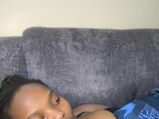 Busty-Princess1's Live Webcam