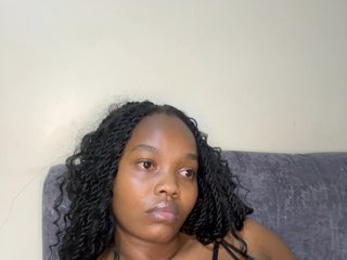 Busty-Princess1