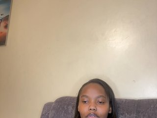 Busty-princess1's Live Webcam