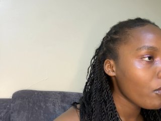 Busty-Princess1's Live Webcam