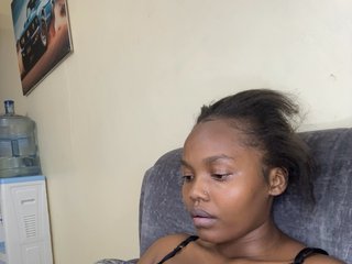 Busty-princess1