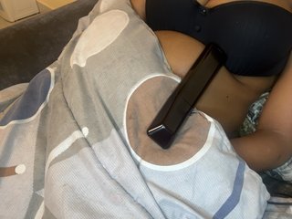 Busty-princess1