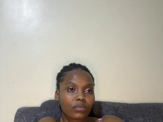 Busty-Princess1