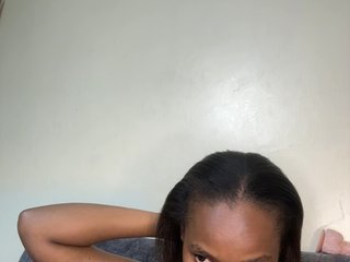 Busty-princess1