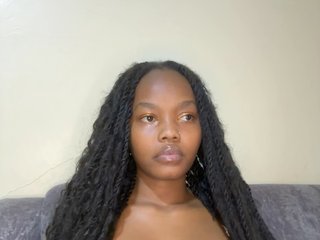 Busty-Princess1