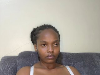 Busty-Princess1