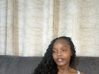 Busty-Princess1