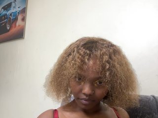 Busty-princess1's Live Webcam