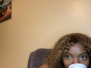 Busty-princess1's Live Webcam