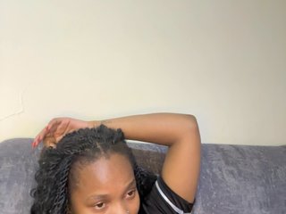 Busty-Princess1