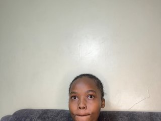 Busty-princess1's Live Webcam