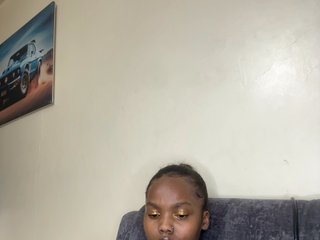 Busty-princess1's Live Webcam