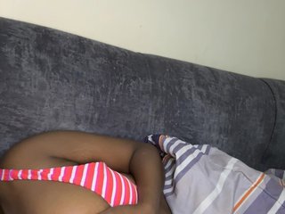 Busty-Princess1