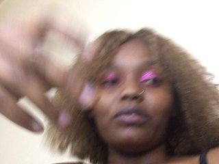 Busty-princess1's Live Webcam