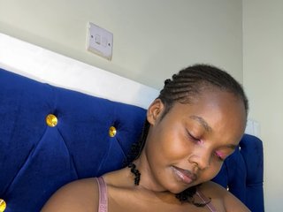 Busty-Princess1's Live Webcam