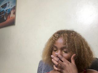 Busty-princess1's Live Webcam