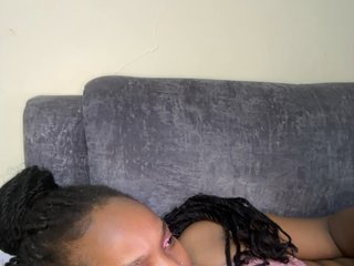 Busty-Princess1's Live Webcam
