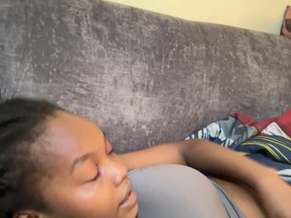 Busty-Princess1's Live Webcam
