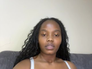 Busty-Princess1