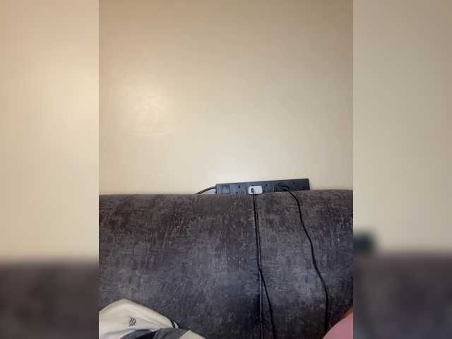 Curvy-maxy9 live cam on BongaCams