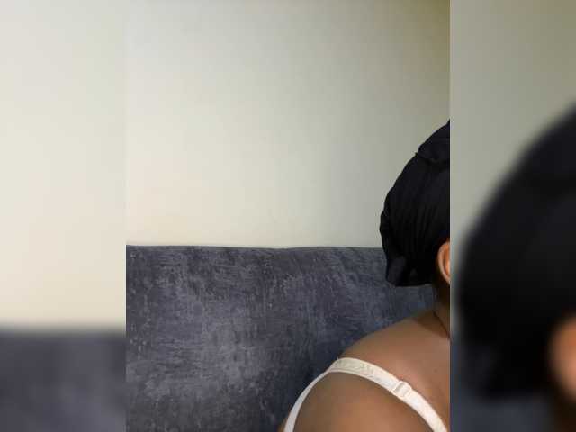 Curvy-maxy9