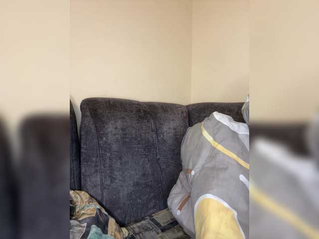 Curvy-maxy9 live cam on BongaCams