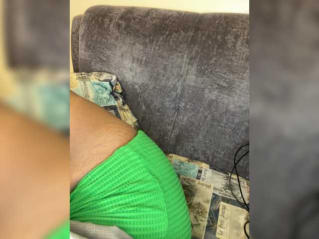 Curvy-maxy9