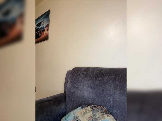 Curvy-maxy9 live cam on BongaCams