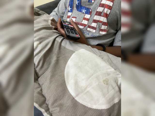 Curvy-maxy9 live cam on BongaCams