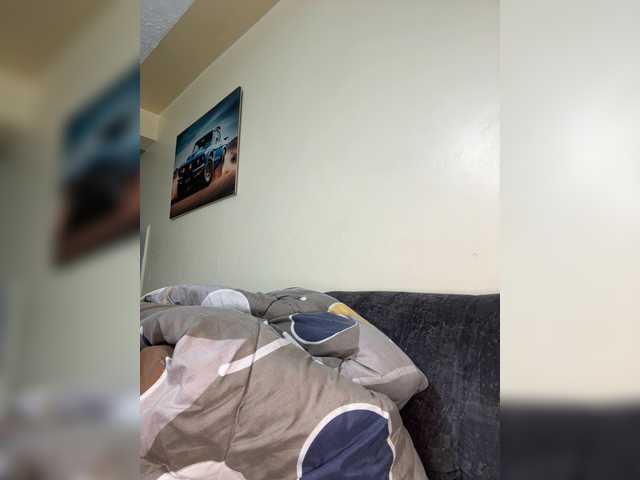 Curvy-maxy9 live webcam show