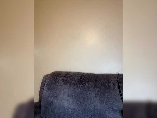 Curvy-maxy9 live cam on BongaCams