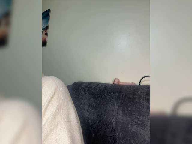 Curvy-maxy9 live cam on BongaCams