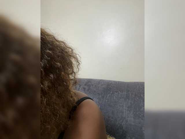 Curvy-maxy9
