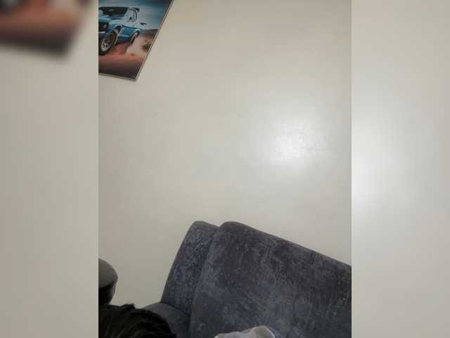 Curvy-maxy9 live cam on BongaCams