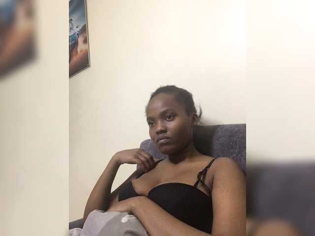 Busty-princess1
