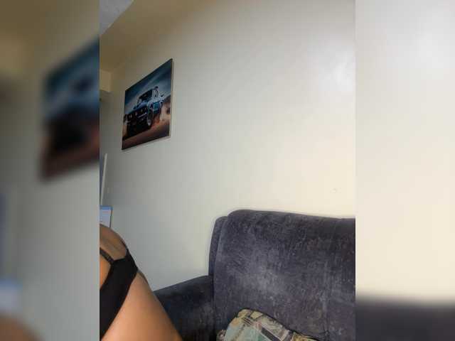 Curvy-maxy9 live cam on BongaCams