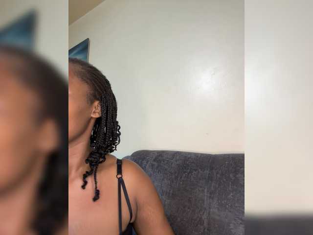 Curvy-maxy9
