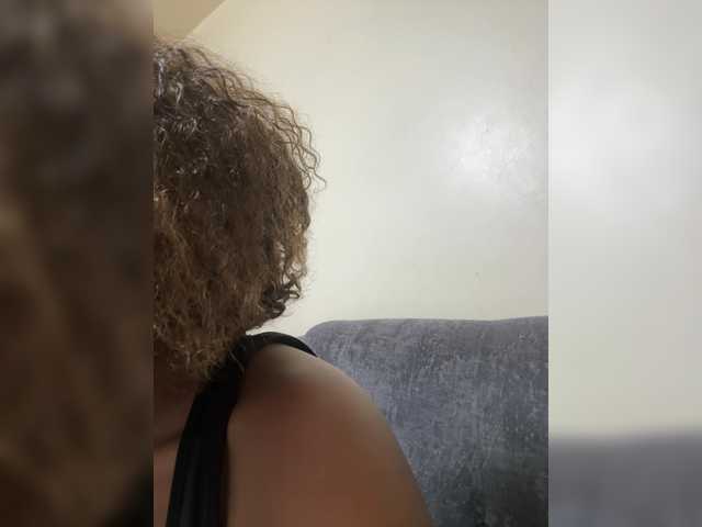 Curvy-maxy9