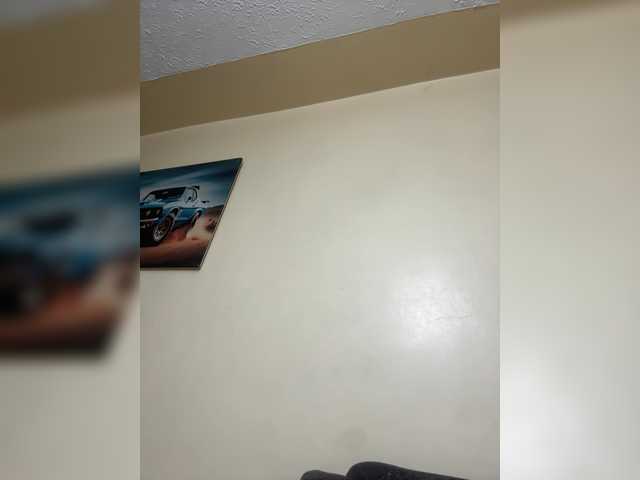 Curvy-maxy9 live cam on BongaCams