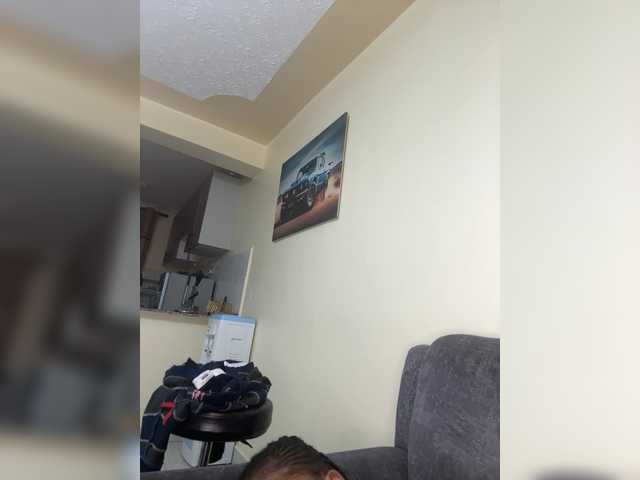 Curvy-maxy9 live cam on BongaCams