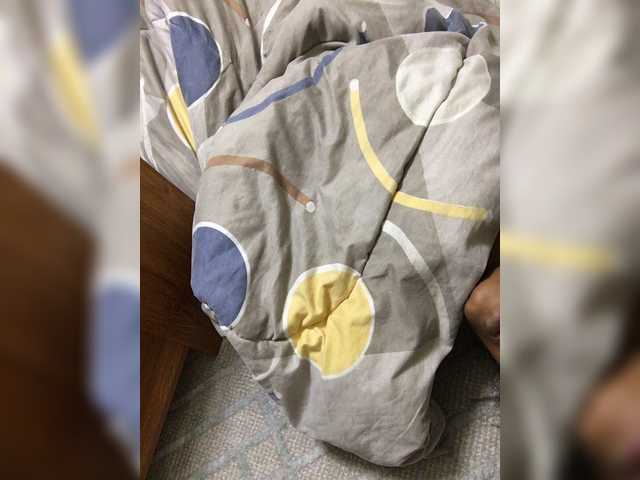 Curvy-maxy9 live cam on BongaCams