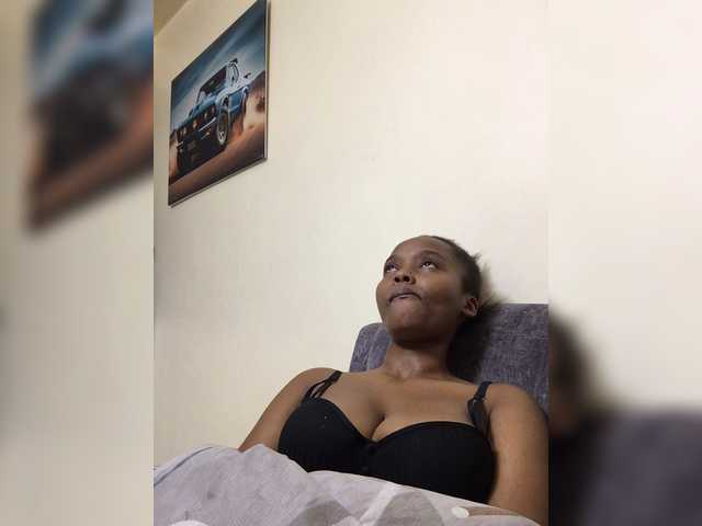 Busty-princess1