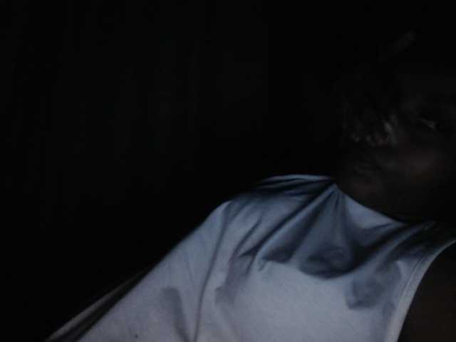 Curvy-maxy9 live cam on BongaCams