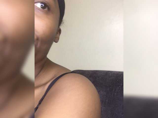 Curvy-maxy9