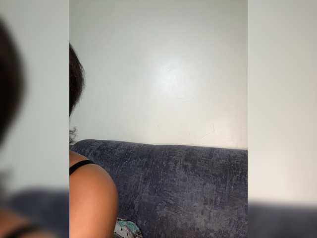 Curvy-maxy9 live cam on BongaCams