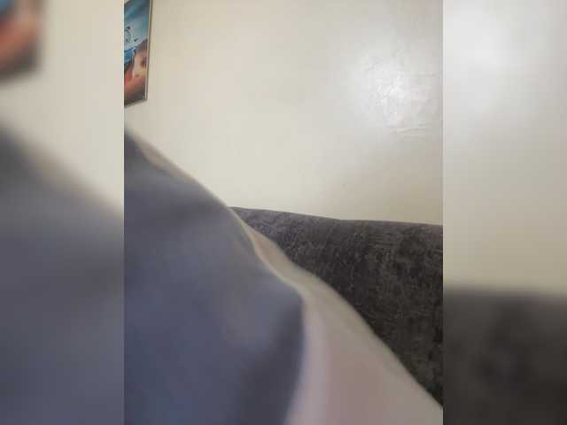 Curvy-maxy9 live cam on BongaCams