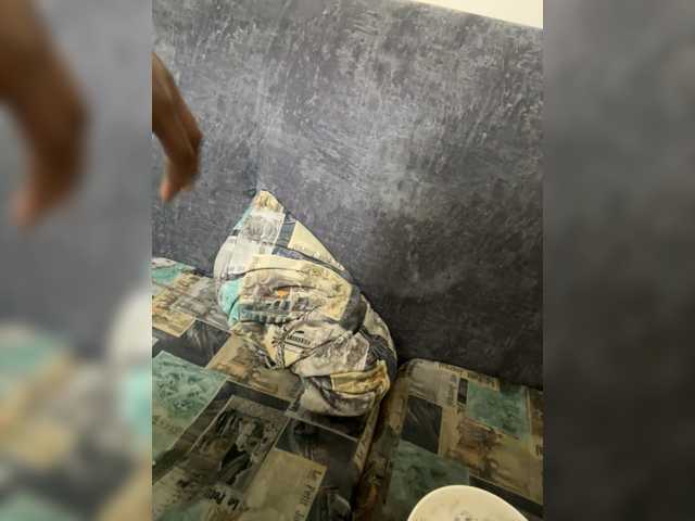 Curvy-maxy9 live cam on BongaCams