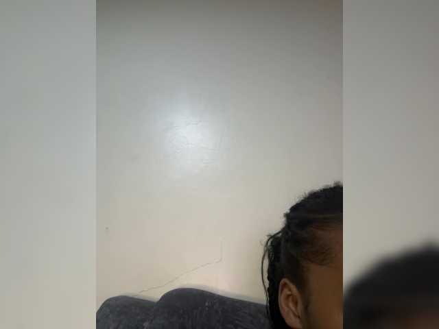 Curvy-maxy9 live cam on BongaCams