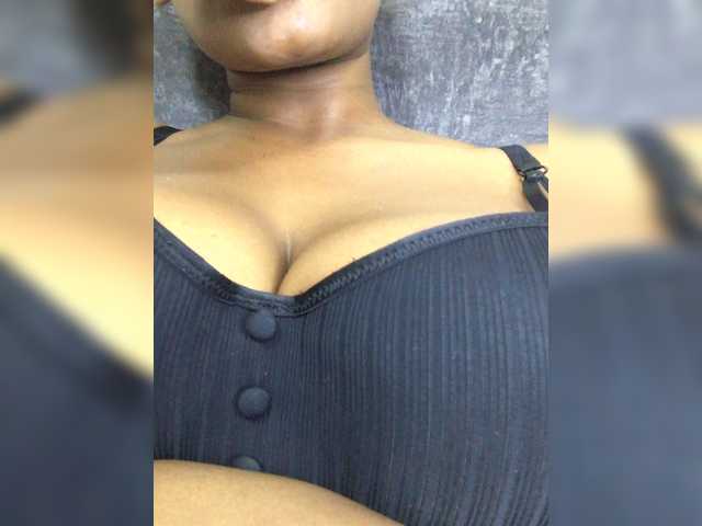 Curvy-maxy9