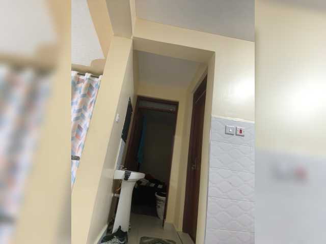 Curvy-maxy9 live cam on BongaCams